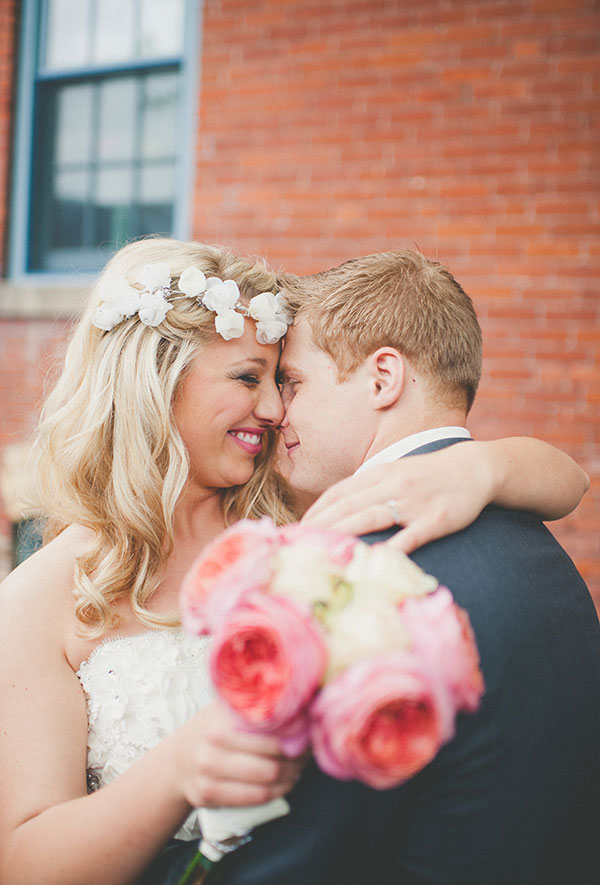 artsy-vintage-wedding-at-the-old-bag