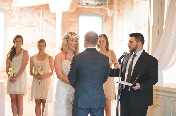 artsy-vintage-wedding-at-the-old-bag