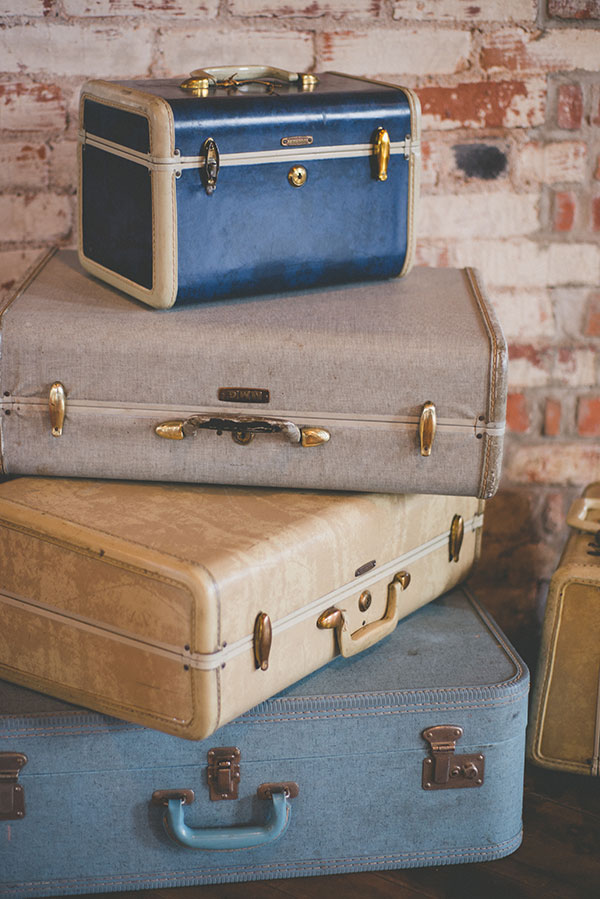 artsy-vintage-wedding-at-the-old-bag