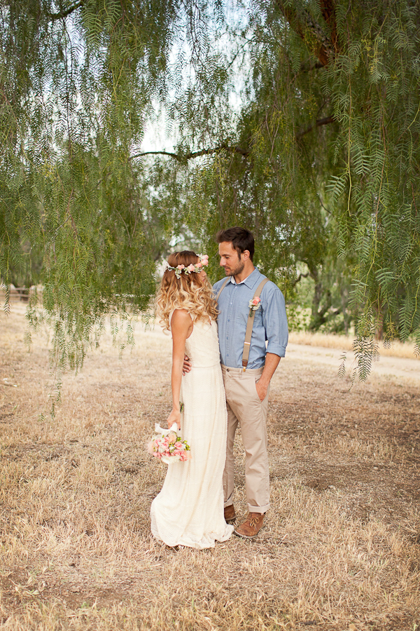 bohemian-wedding-ideas-with-a-modern