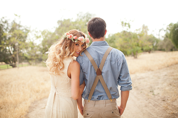 bohemian-wedding-ideas-with-a-modern