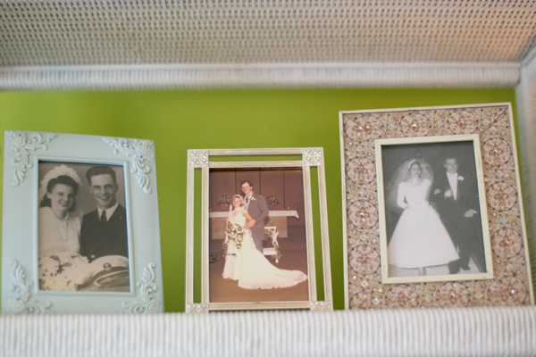 bright-and-cheery-wedding-in-blue-and