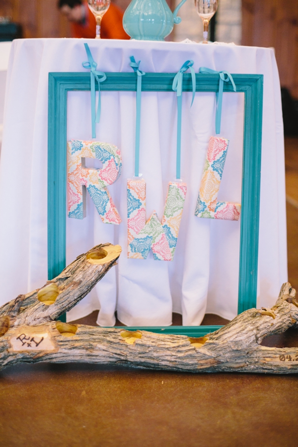 bright-and-cheery-wedding-in-blue-and