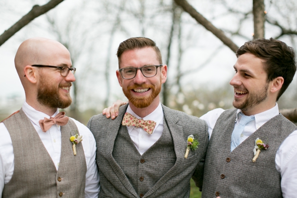 bright-and-cheery-wedding-in-blue-and