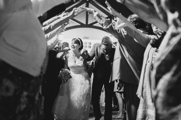 bright-and-cheery-wedding-in-blue-and