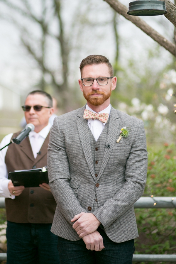 bright-and-cheery-wedding-in-blue-and