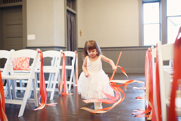 cheerful-wedding-inspiration-in-coral
