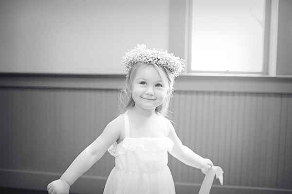 cheerful-wedding-inspiration-in-coral