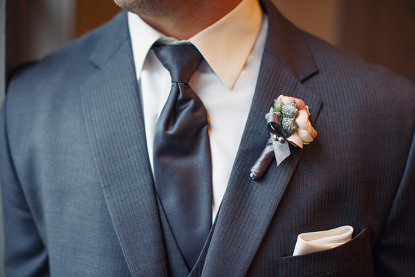 cheerful-wedding-inspiration-in-coral