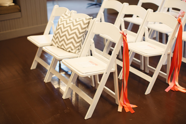 cheerful-wedding-inspiration-in-coral