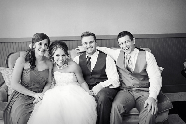 cheerful-wedding-inspiration-in-coral