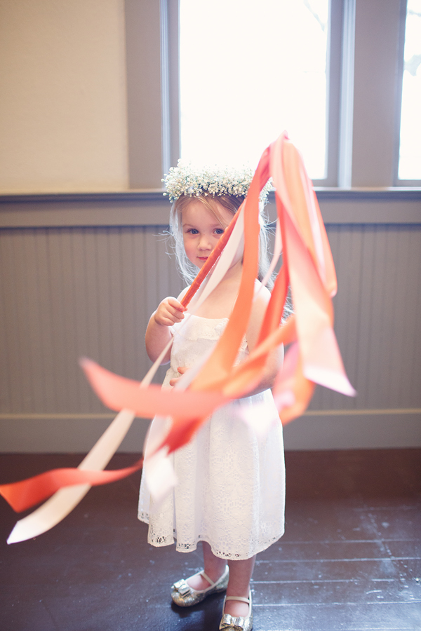 cheerful-wedding-inspiration-in-coral