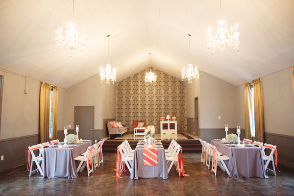 cheerful-wedding-inspiration-in-coral