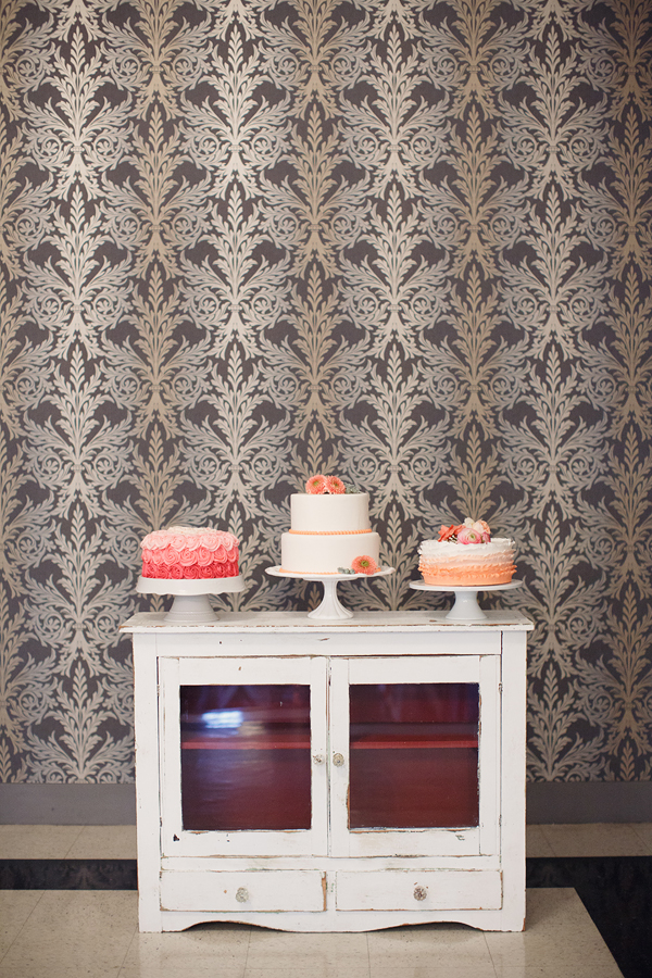 cheerful-wedding-inspiration-in-coral