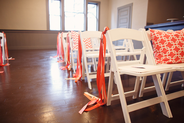 cheerful-wedding-inspiration-in-coral