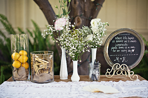 chic-vintage-wedding-with-a-hint-of-glam