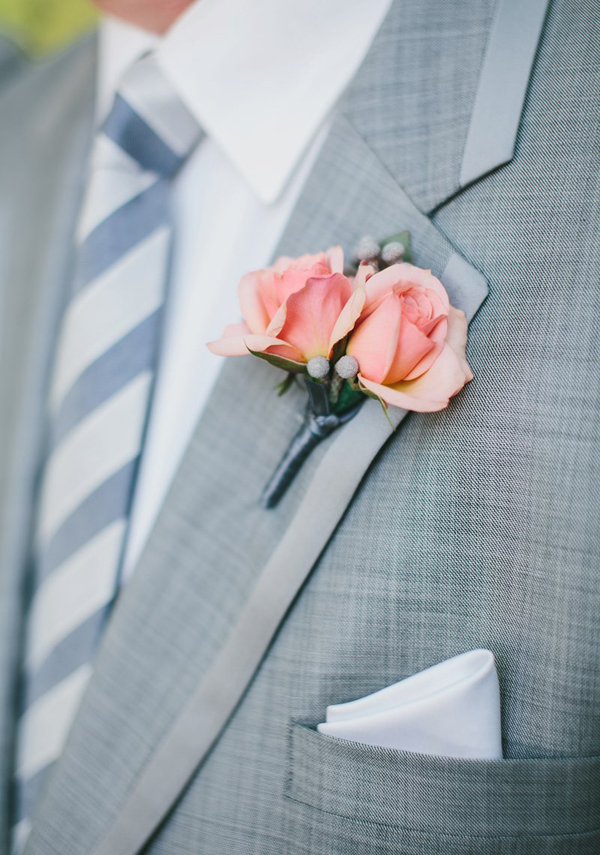 classic-peach-and-gray-wedding