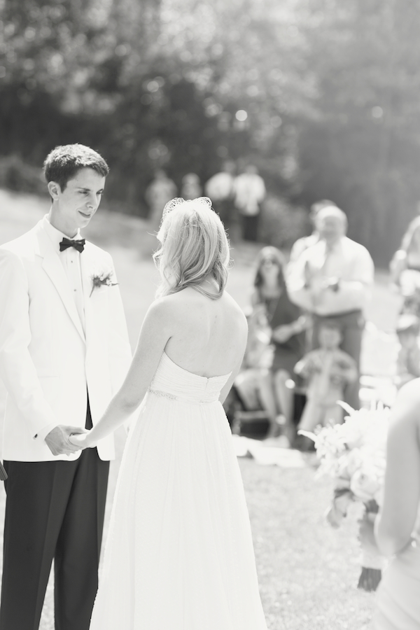 classic-peach-wedding-at-the-elm-hurst