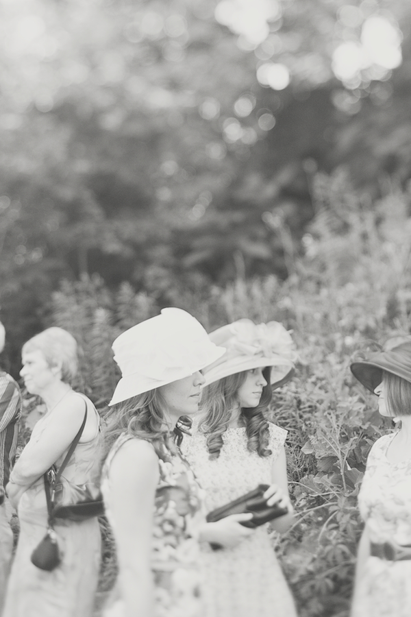classic-peach-wedding-at-the-elm-hurst