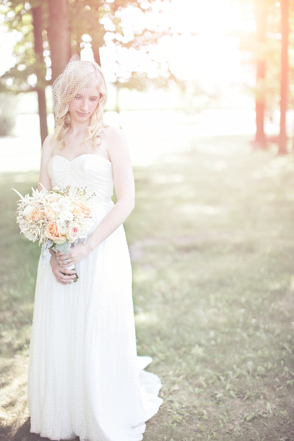 classic-peach-wedding-at-the-elm-hurst