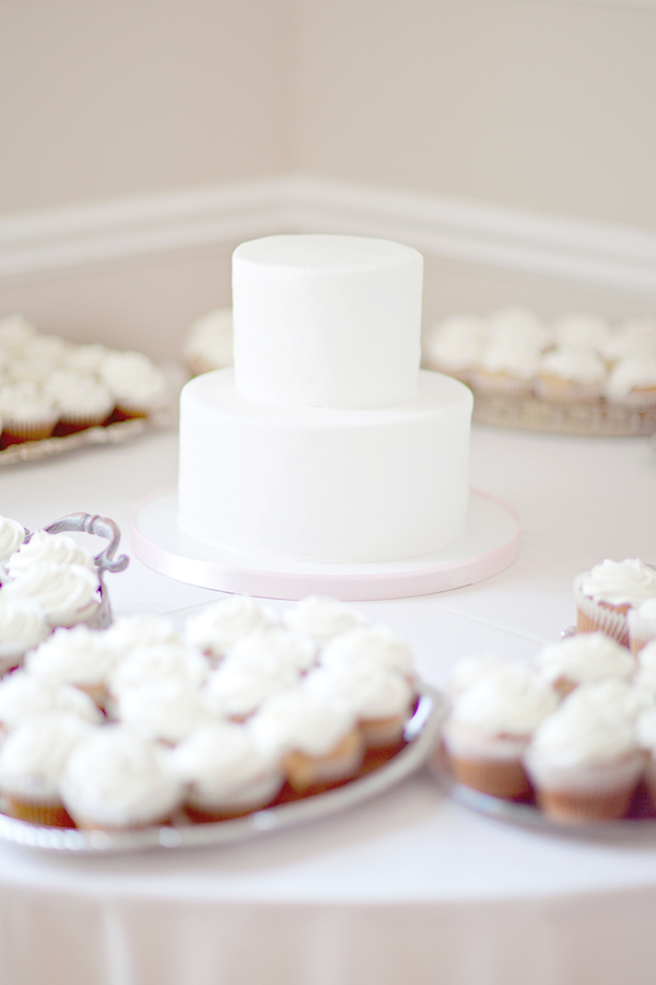 classic-peach-wedding-at-the-elm-hurst