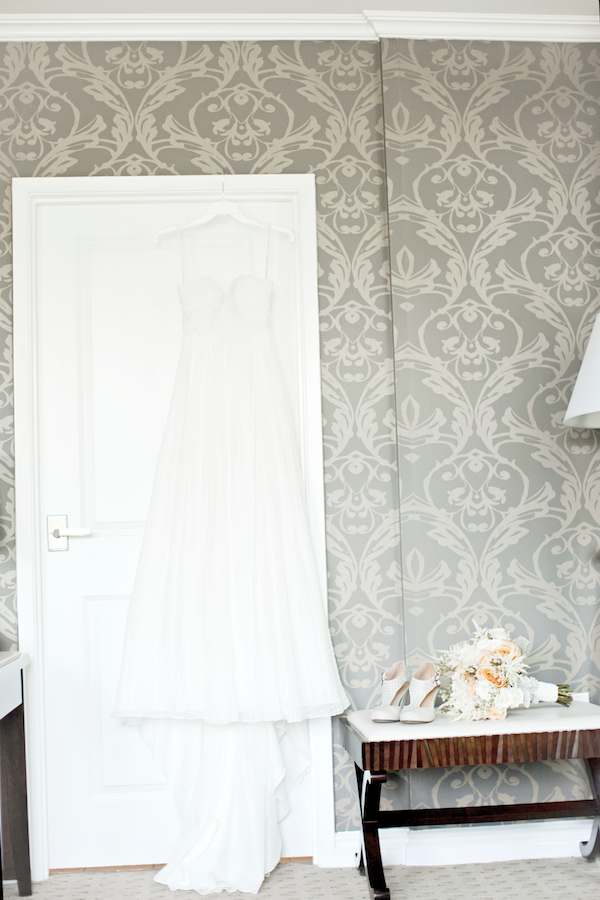 classic-peach-wedding-at-the-elm-hurst