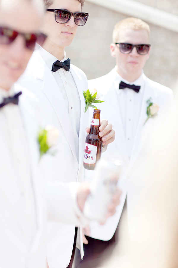 classic-peach-wedding-at-the-elm-hurst