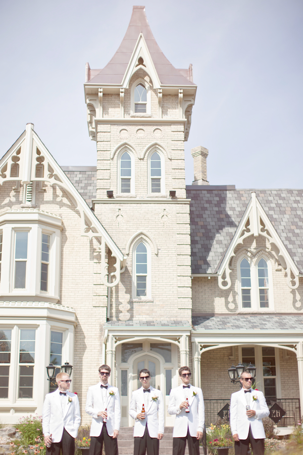 classic-peach-wedding-at-the-elm-hurst