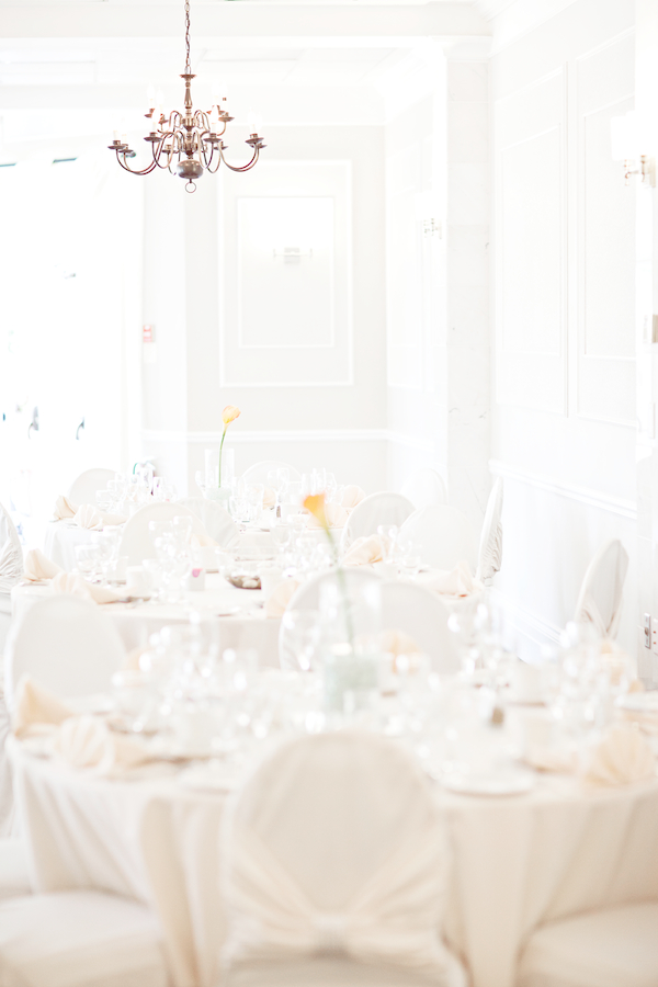 classic-peach-wedding-at-the-elm-hurst