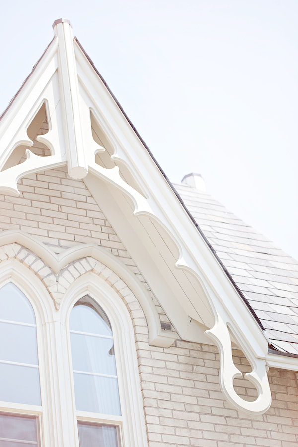 classic-peach-wedding-at-the-elm-hurst