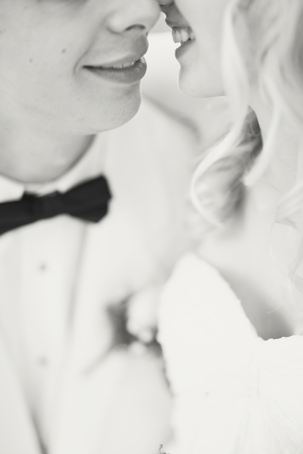 classic-peach-wedding-at-the-elm-hurst