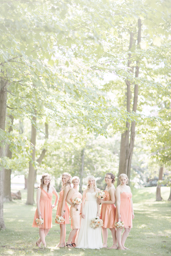 classic-peach-wedding-at-the-elm-hurst