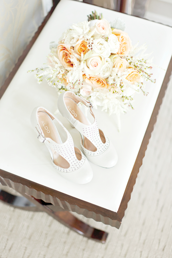 classic-peach-wedding-at-the-elm-hurst