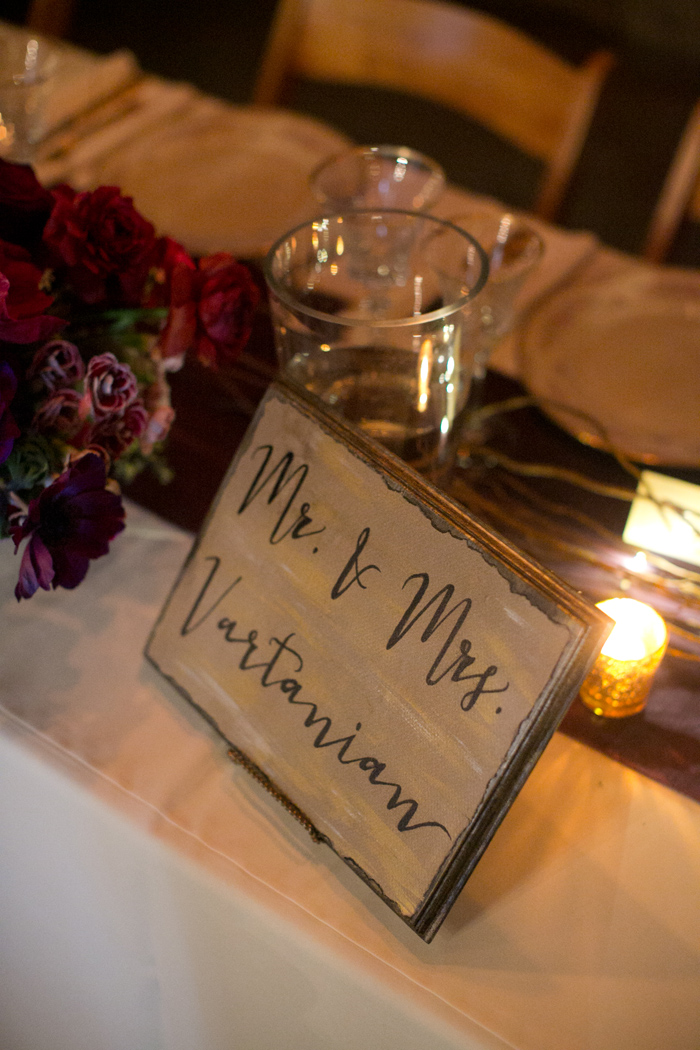 classic-red-and-gray-california-wedding