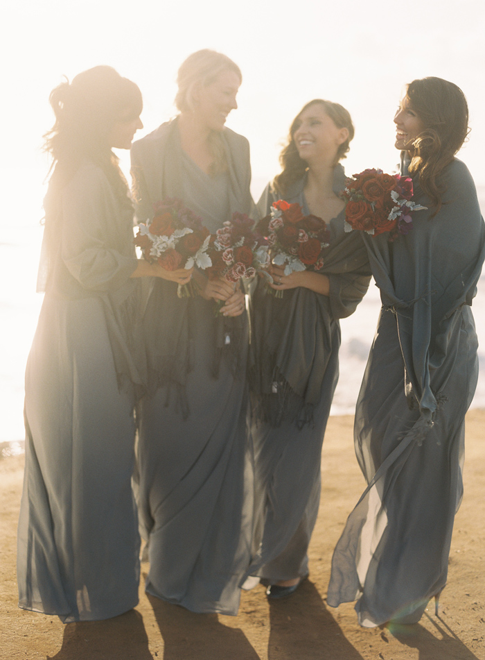 classic-red-and-gray-california-wedding