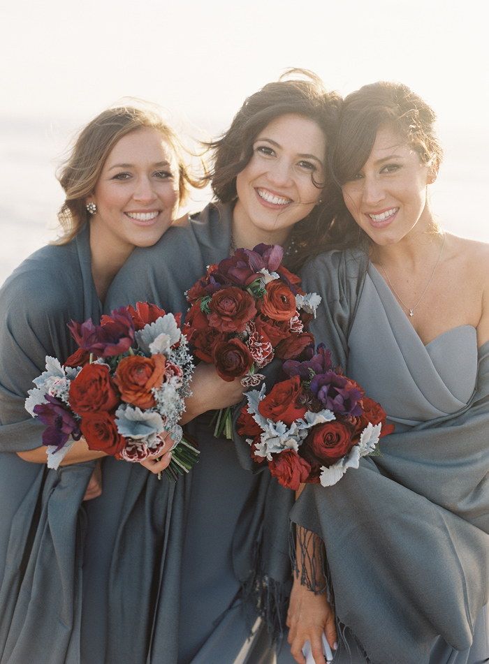 classic-red-and-gray-california-wedding