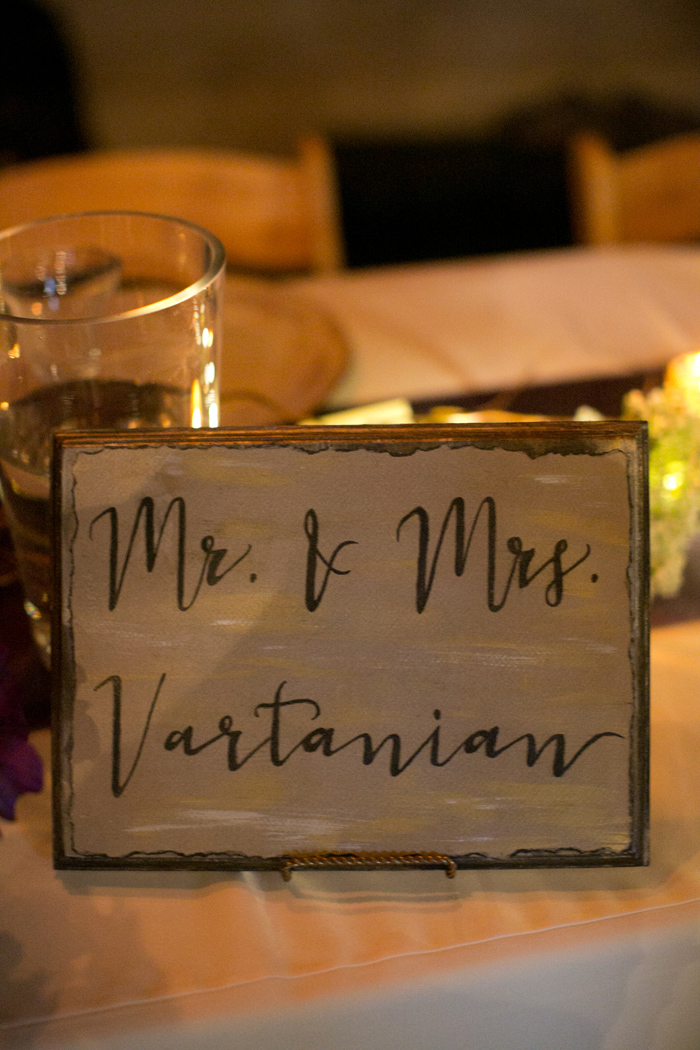 classic-red-and-gray-california-wedding