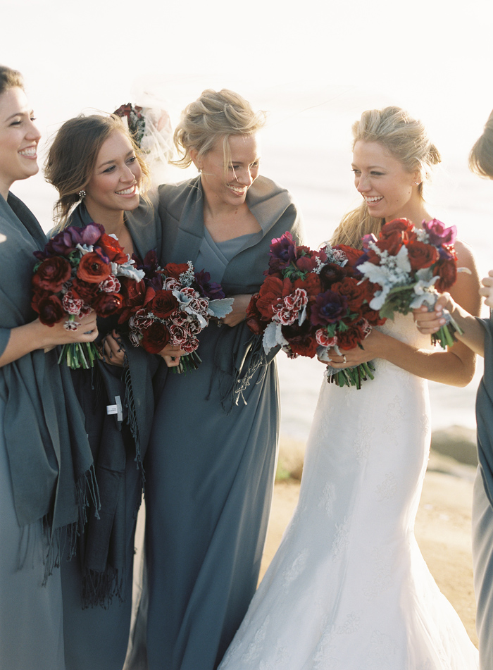 classic-red-and-gray-california-wedding