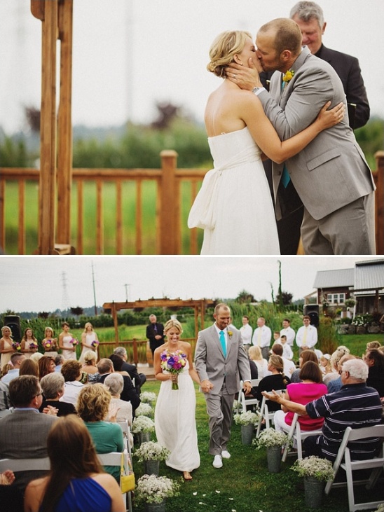 outdoor wedding ceremony at Swans Trail Farms