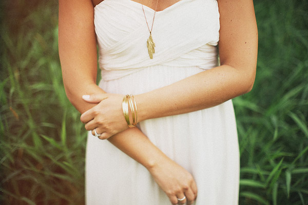 colorful-rustic-wedding-at-swans-trail