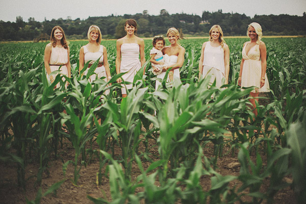 colorful-rustic-wedding-at-swans-trail