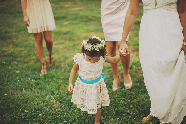 colorful-rustic-wedding-at-swans-trail