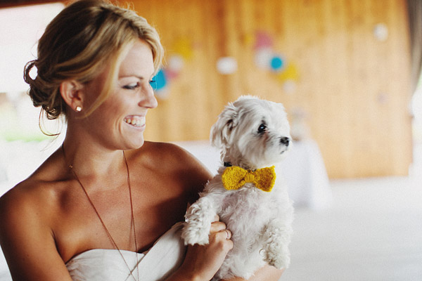 colorful-rustic-wedding-at-swans-trail