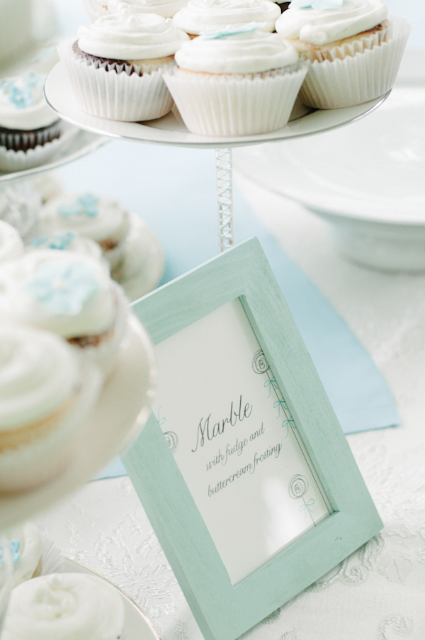 diy-blue-backyard-wedding