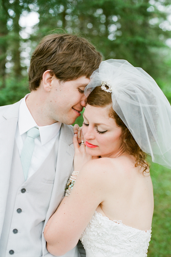 diy-blue-backyard-wedding