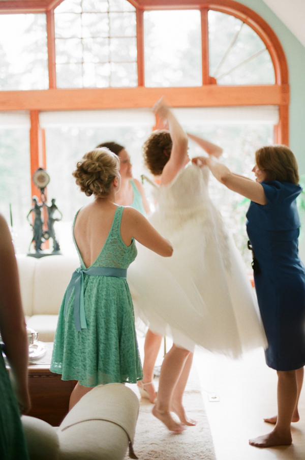 diy-blue-backyard-wedding