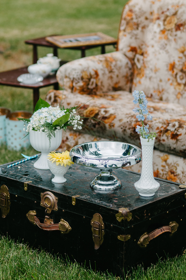 diy-blue-backyard-wedding