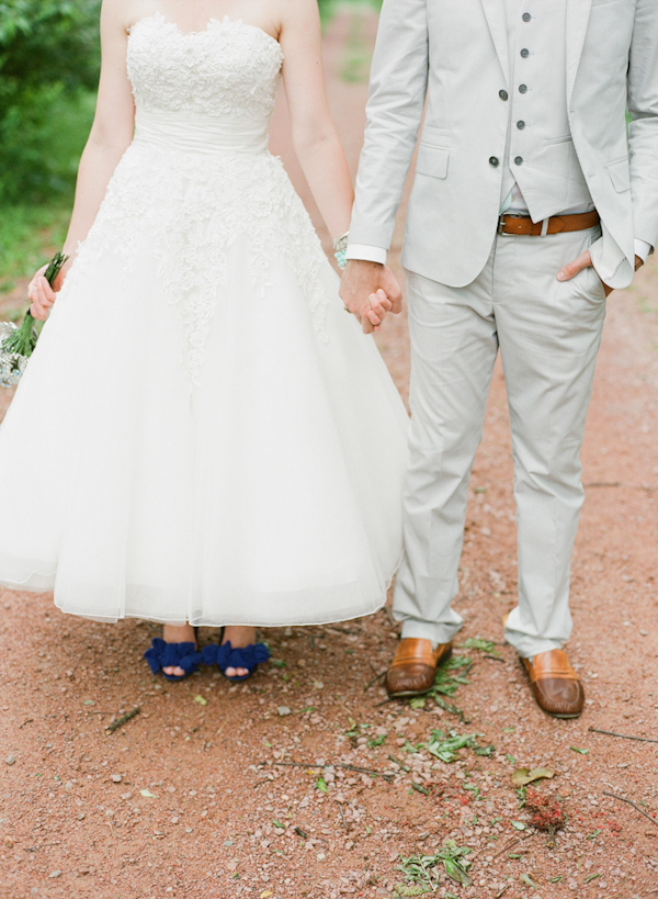 diy-blue-backyard-wedding