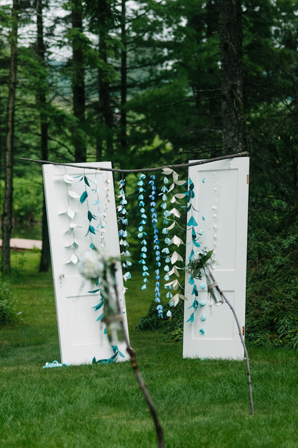 diy-blue-backyard-wedding
