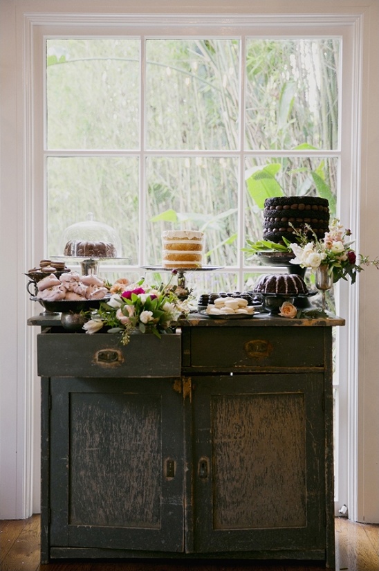 vintage cake table ideas from Found Vintage Rentals